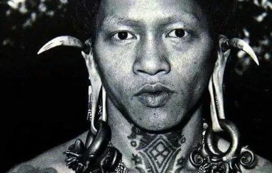 The Interesting Traditional Heritage of the Dayak Tribe of Kalimantan